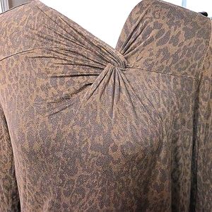 XCVI WOMEN'S BROWN TOP SIZE MEDIUM